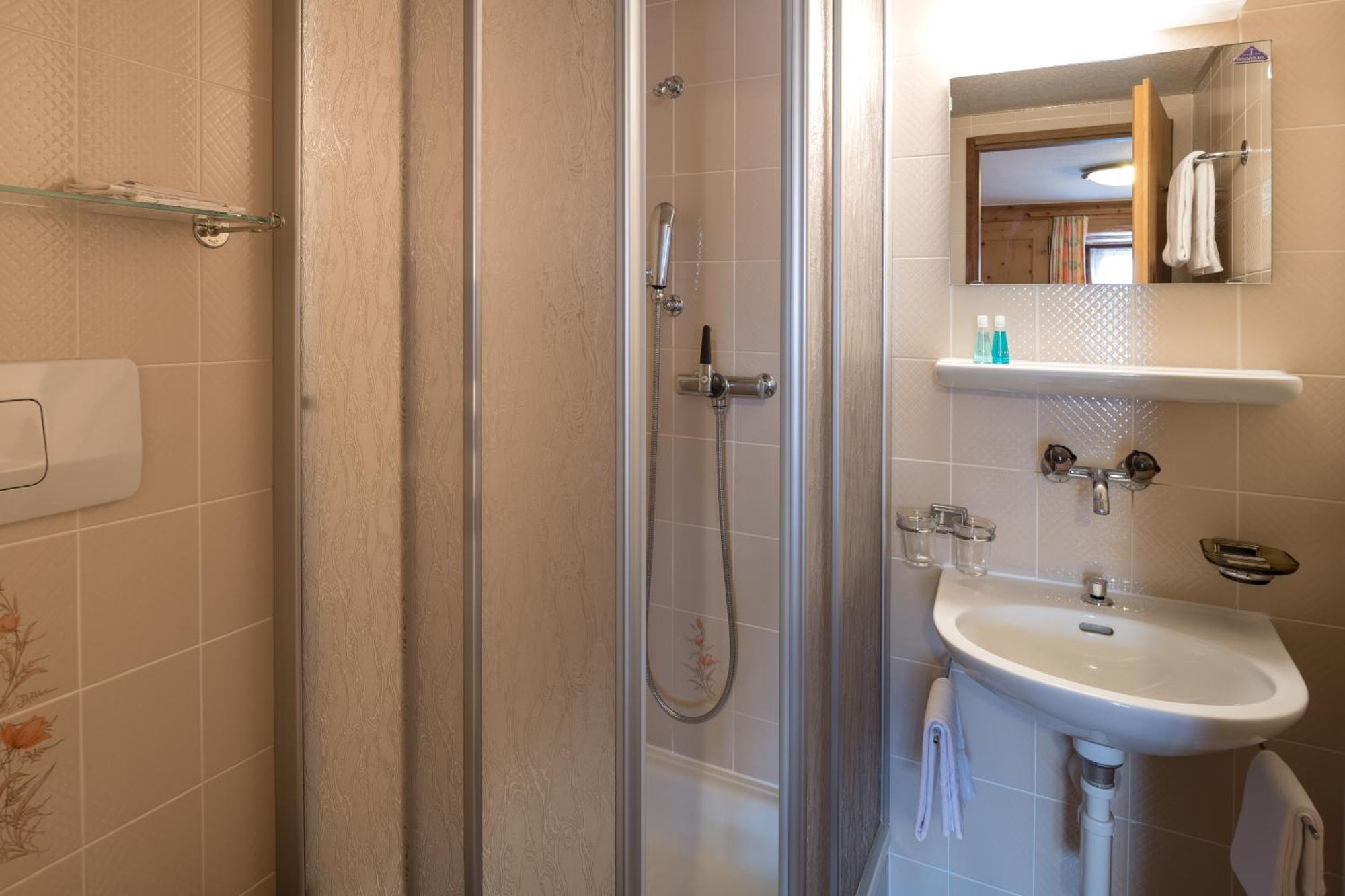 Hotel Post Бивио Екстериор снимка