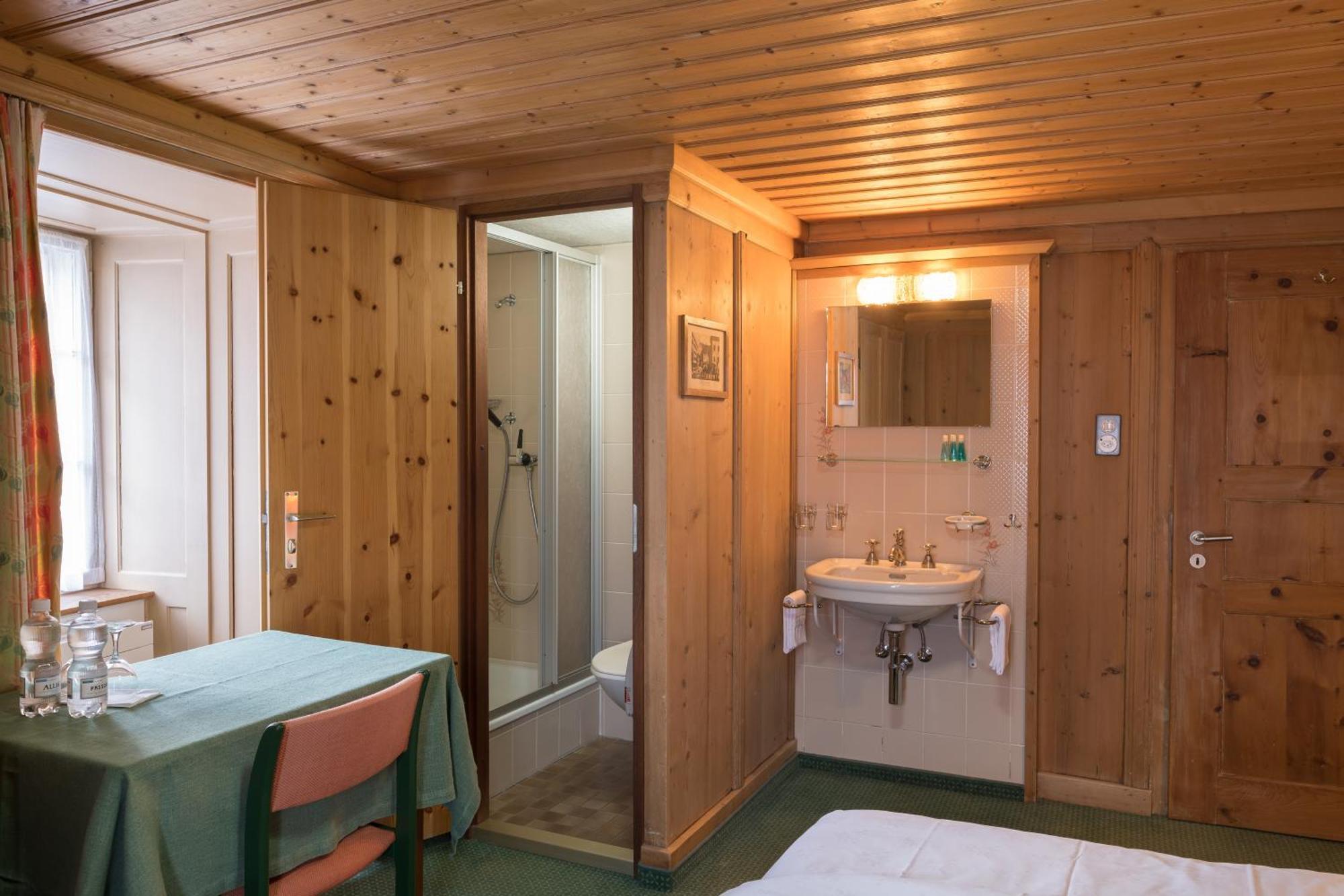 Hotel Post Бивио Екстериор снимка
