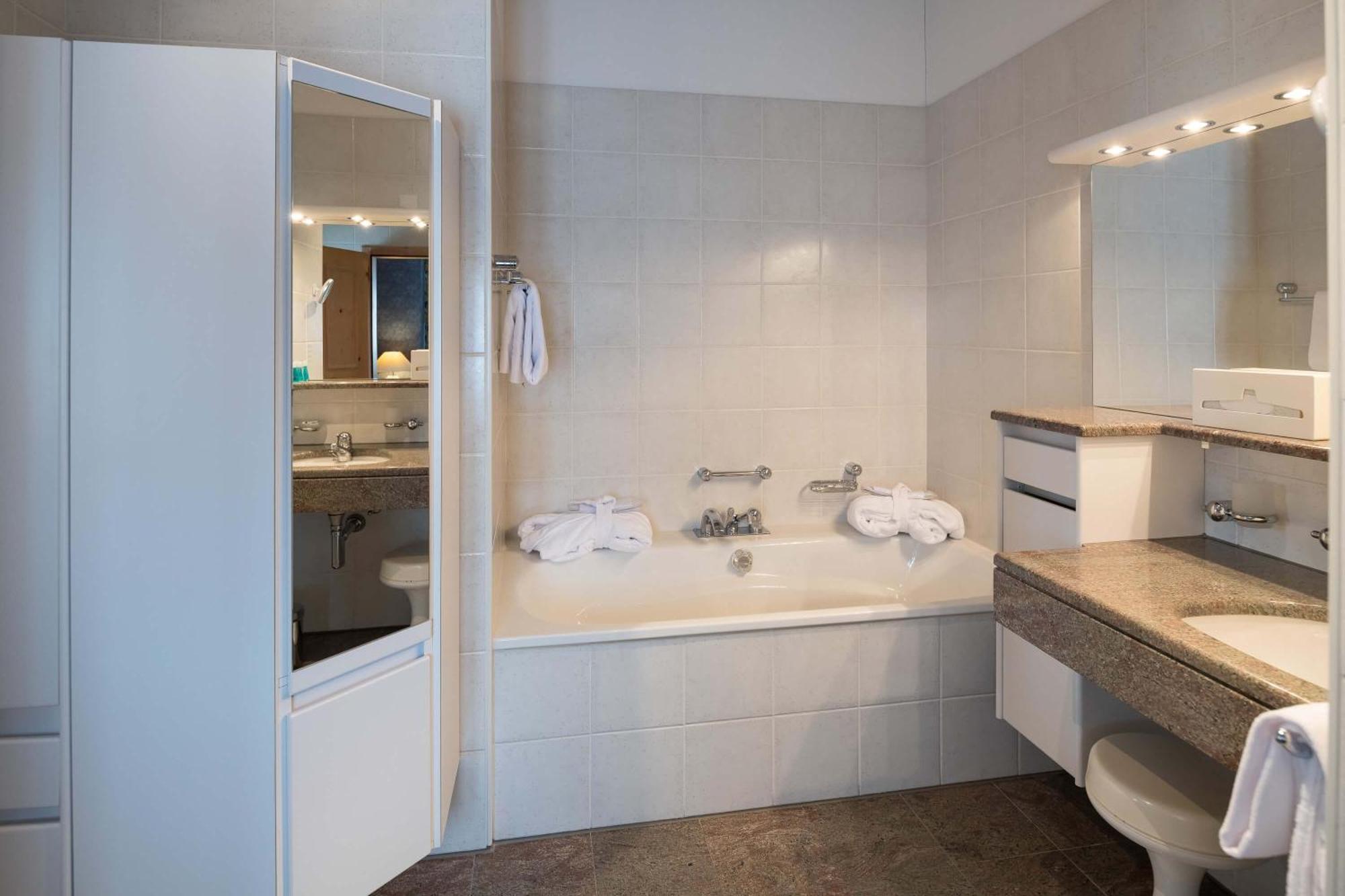 Hotel Post Бивио Екстериор снимка